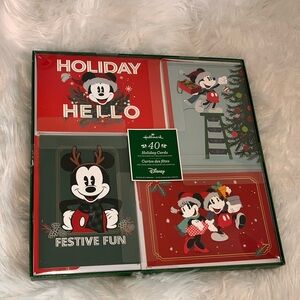HALLMARK DISNEY HOLIDAY GREETING CARDS 40 CT.🎁❤️💚